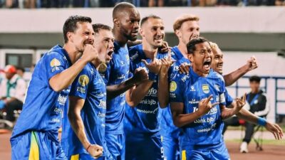 Persib Bandung Raih Kemenangan Dramatis atas PSM Makassar