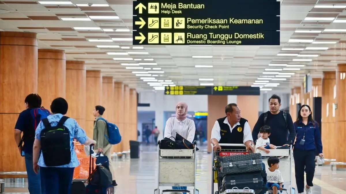 Kebijakan Bandara Juanda Dalam Menanggapi Erupsi Krakatau