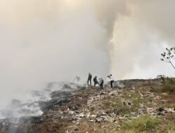 Kebakaran Meluas di Sekitar TPA Galuga Bogor