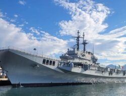 Kapal Induk TNI AL Dikerahkan untuk Penanganan Karhutla