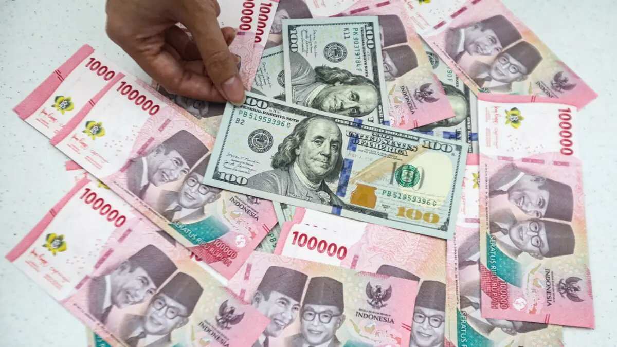 Dampak Sentimen Global dan Risiko Fiskal Terhadap Nilai Tukar Rupiah