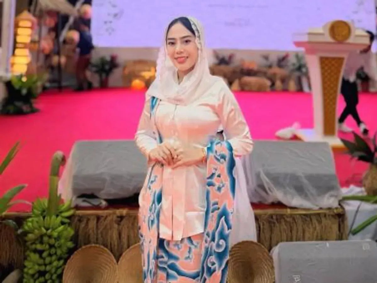 Kenangan Umrah Terakhir Kanaya WHU Bersama Sahabat