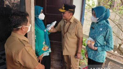 Bantuan Langsung untuk Lansia di Tengah Karhutla