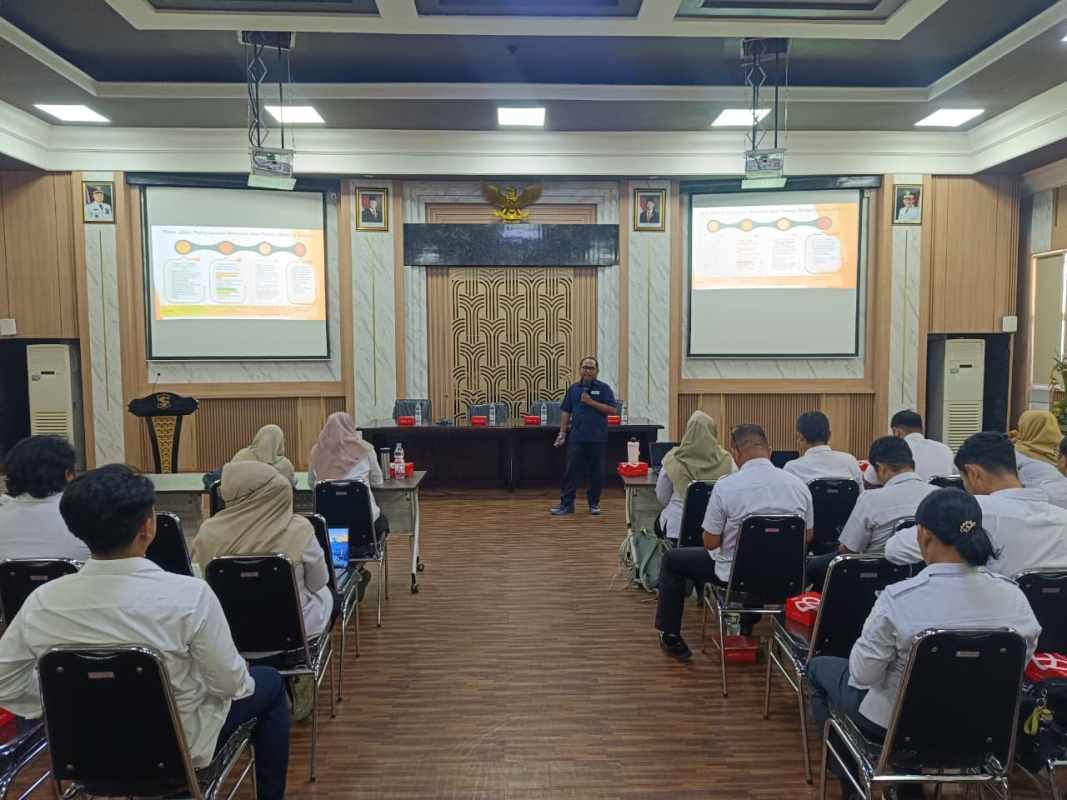 Menghadapi Panas Ekstrem: Inisiatif PMI dan Persiapan Edukasi di Surabaya