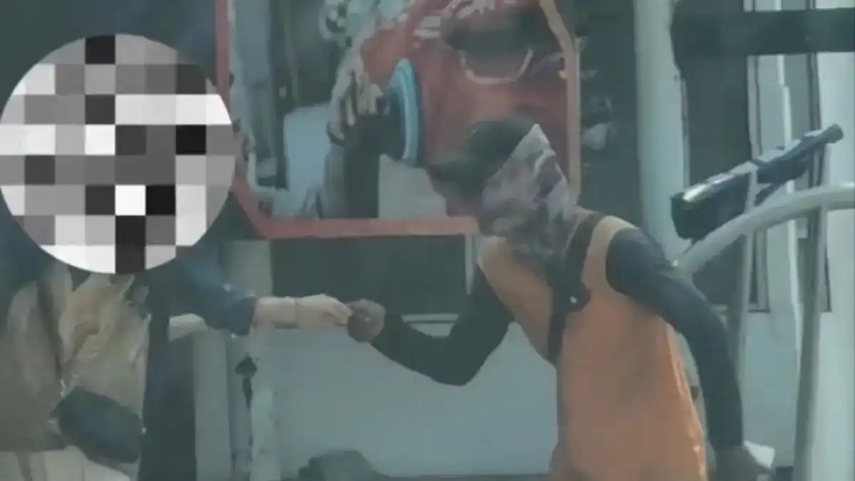 Tindakan Tegas Terhadap Pungli, Dua Pegawai P3K Surabaya Diberhentikan