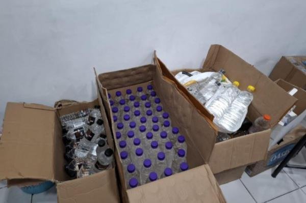 Penindakan Terhadap Miras Ilegal di Malang
