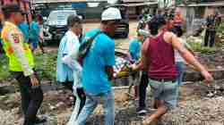 Tragedi Di Perlintasan Kereta Api: Sopir Angkutan Ayam Tewas Saat Berusaha ke Toilet