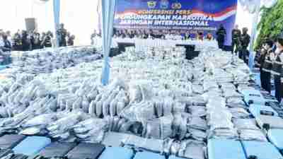 Dua Pria Ditangkap Setelah Menyimpan Ganja Sebanyak 62,5 Kilogram di Jakarta