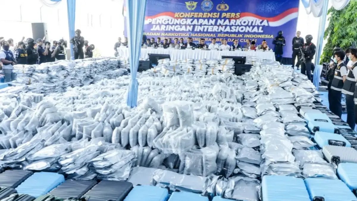 Dua Pria Ditangkap Setelah Menyimpan Ganja Sebanyak 62,5 Kilogram di Jakarta