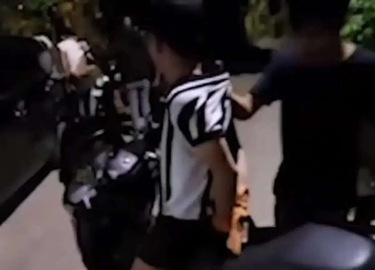 Penangkapan Anggota Geng Motor Saat Siaran Langsung TikTok di Makassar