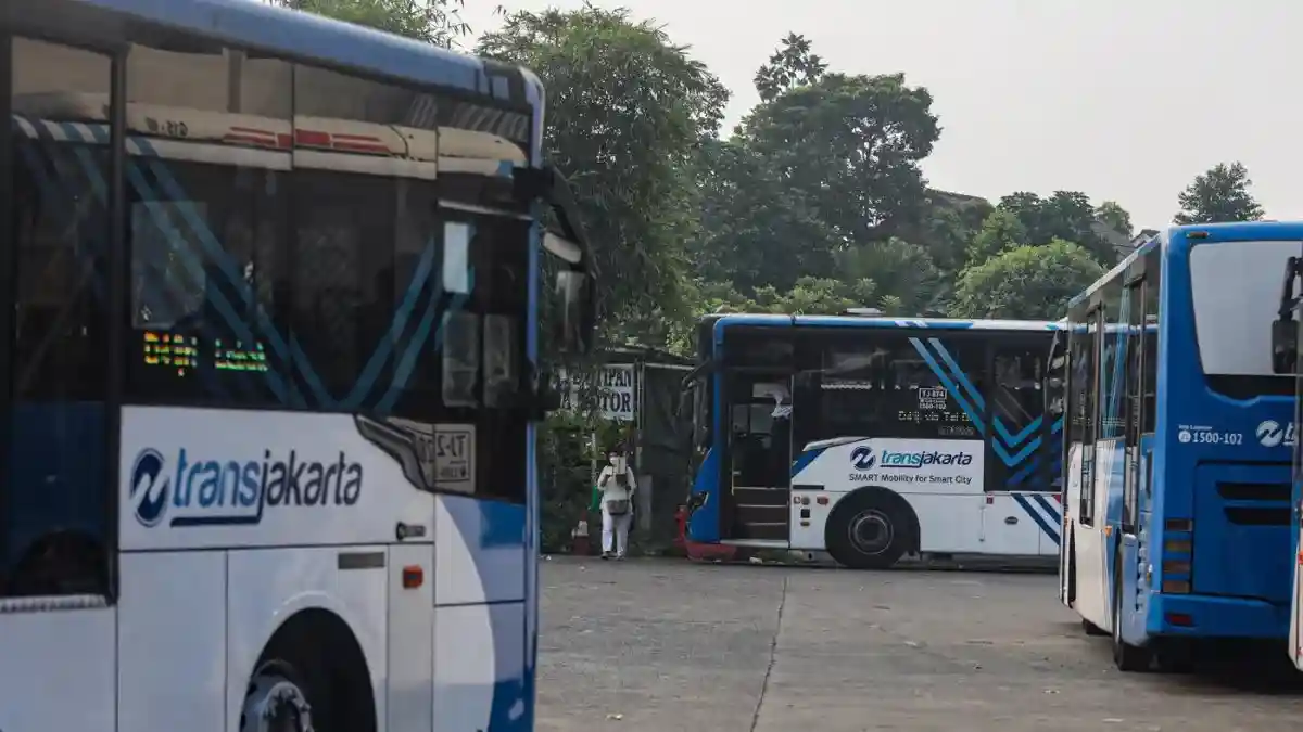 Perubahan Rute Bus Transjakarta untuk Warga Rusun