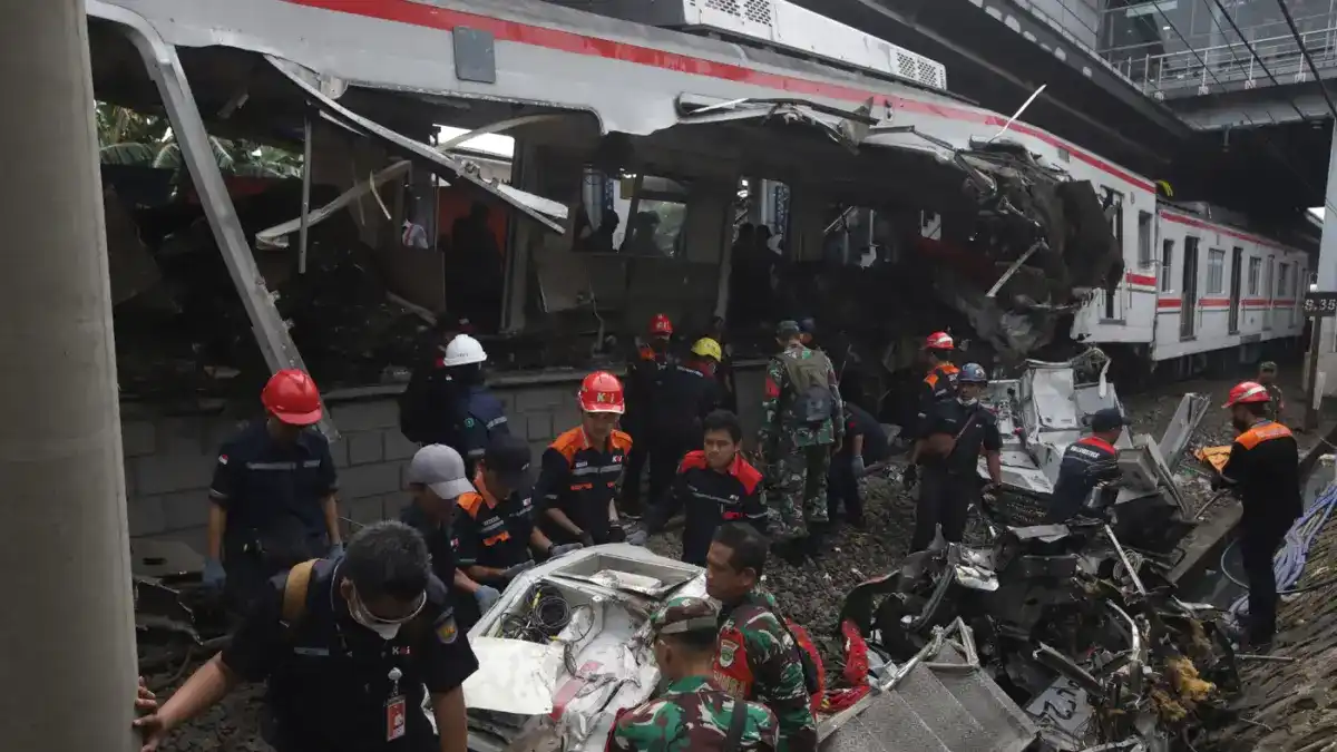 Keputusan KAI Terkait Tabrakan KA Argo Bromo dan KRL di Bekasi