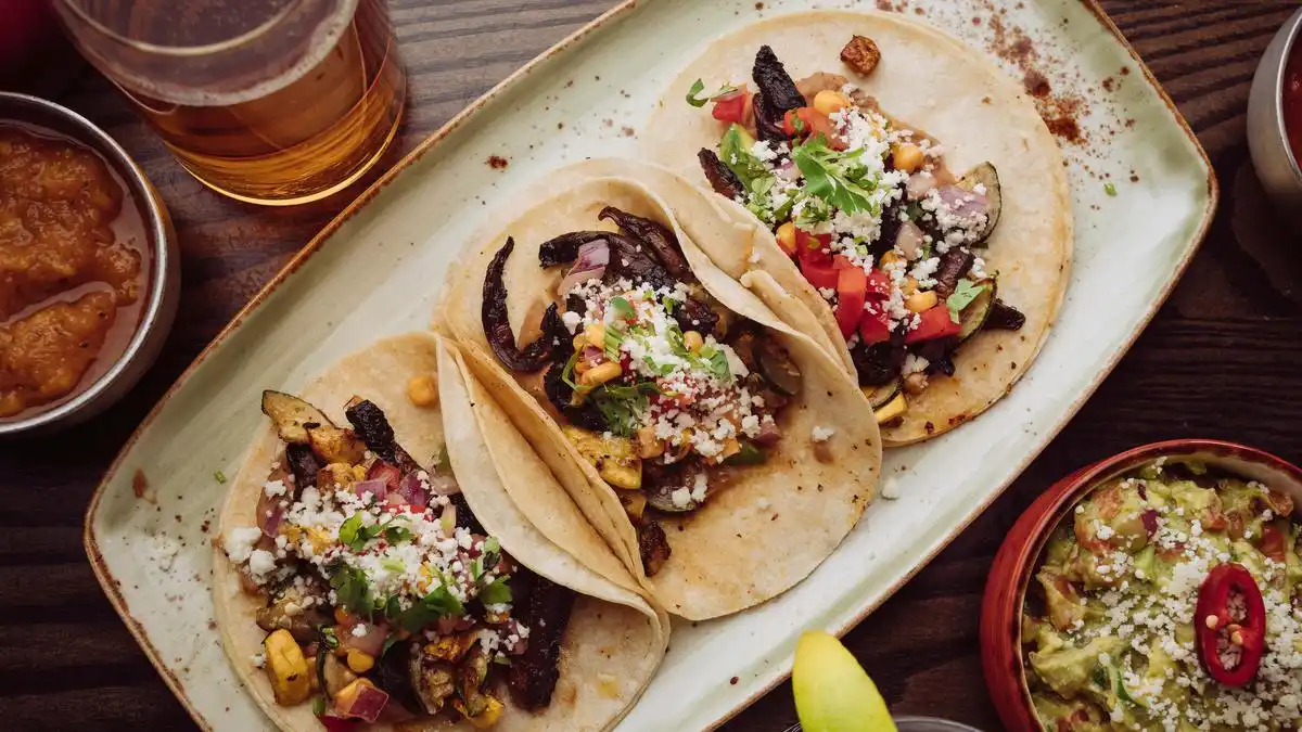 Pilihan Menu Bergaya Meksiko di GrabFood Saat Taco Tidak Tersedia