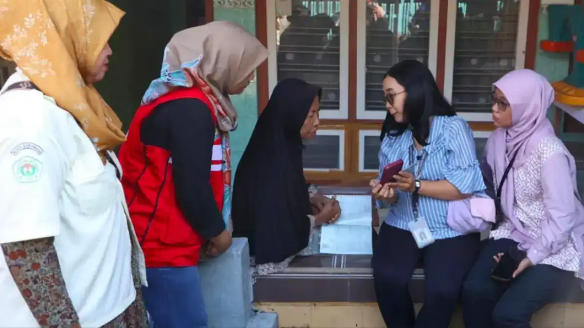Data Kepemilikan Alphard Membuat Warga Prasejahtera di Surabaya Tak Masuk Penerima Bansos