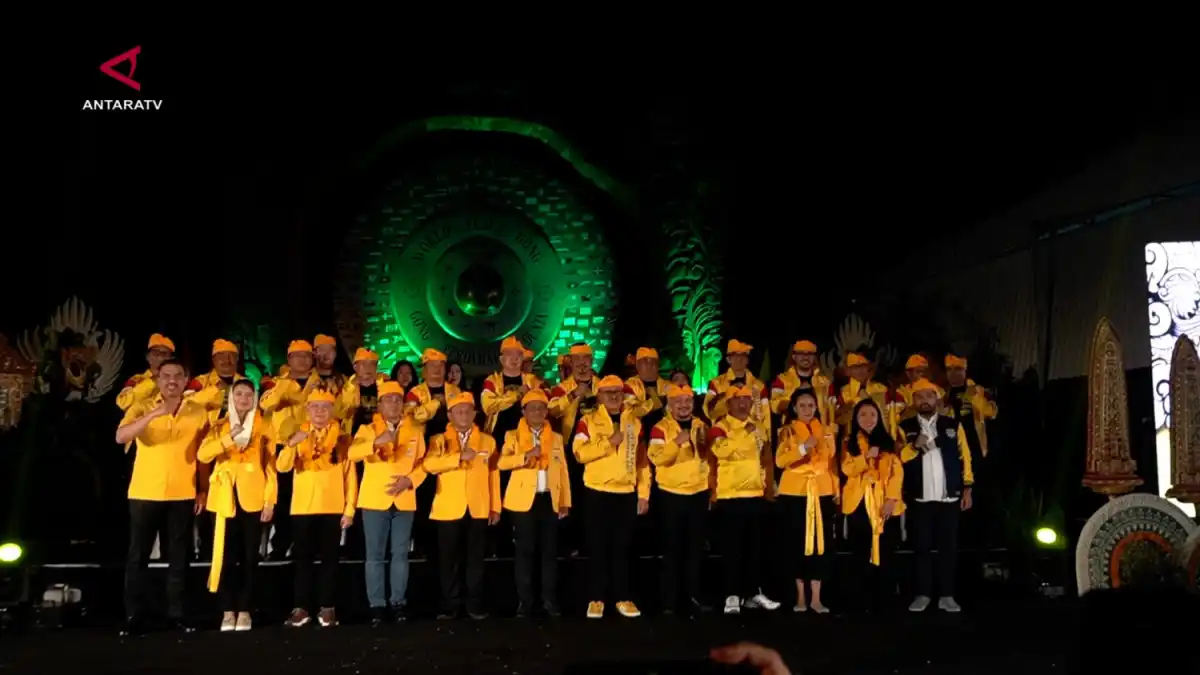 Bahlil Dorong Anak Muda dan Gen Z Aktif Berpolitik Bersama Golkar
