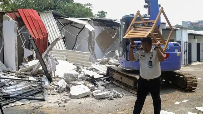 17 Pegawai Lapas Cibinong Dijatuhi Sanksi Setelah Temuan Klaster Mewah