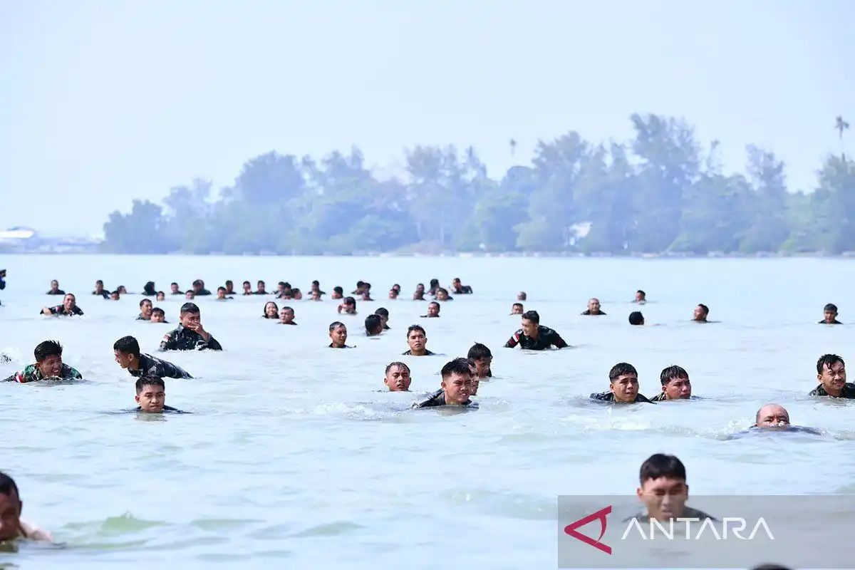 Lanud Raden Sadjad Natuna Tingkatkan Ketahanan Personel melalui Latihan Lintas Medan