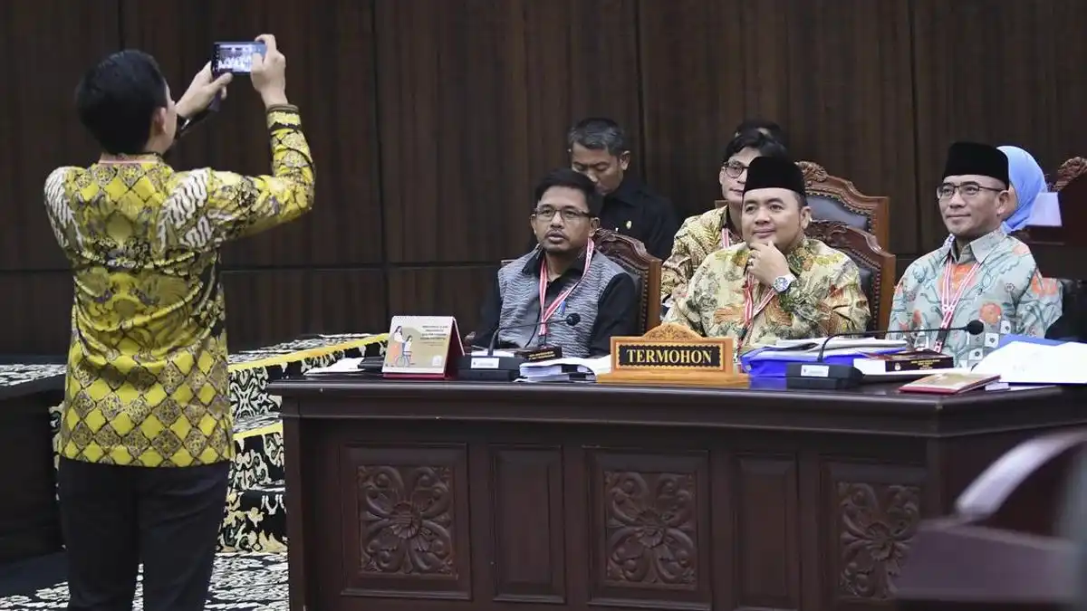 KPU dan Bawaslu Dilaporkan ke DKPP soal Proses PKPU yang Membuka Pencalonan Gibran