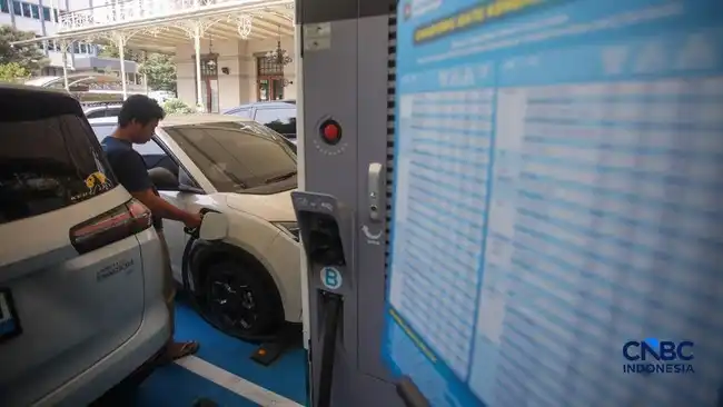 Menperin Dorong Sinergi Pemerintah untuk Memperkuat Industri Kendaraan Listrik Indonesia