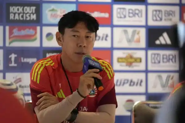 Shin Tae-yong Ungkap Kondisi Pemain di Balik Perubahan Kapten Persija Saat Hadapi PSIM