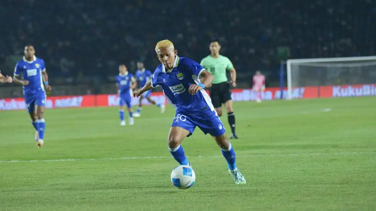 Persib Bangkit dari Defisit Dua Gol dan Berbagi Poin dengan Dewa United