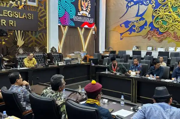 Koalisi Sipil Minta Fraksi Golkar Dorong Hak Angket Terkait Polemik Ijazah Gibran