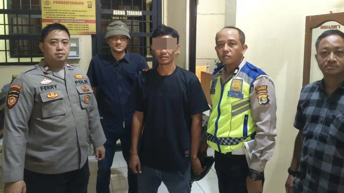 Sopir Truk Fuso Menyerahkan Diri Setelah Kecelakaan Maut di Pringsewu
