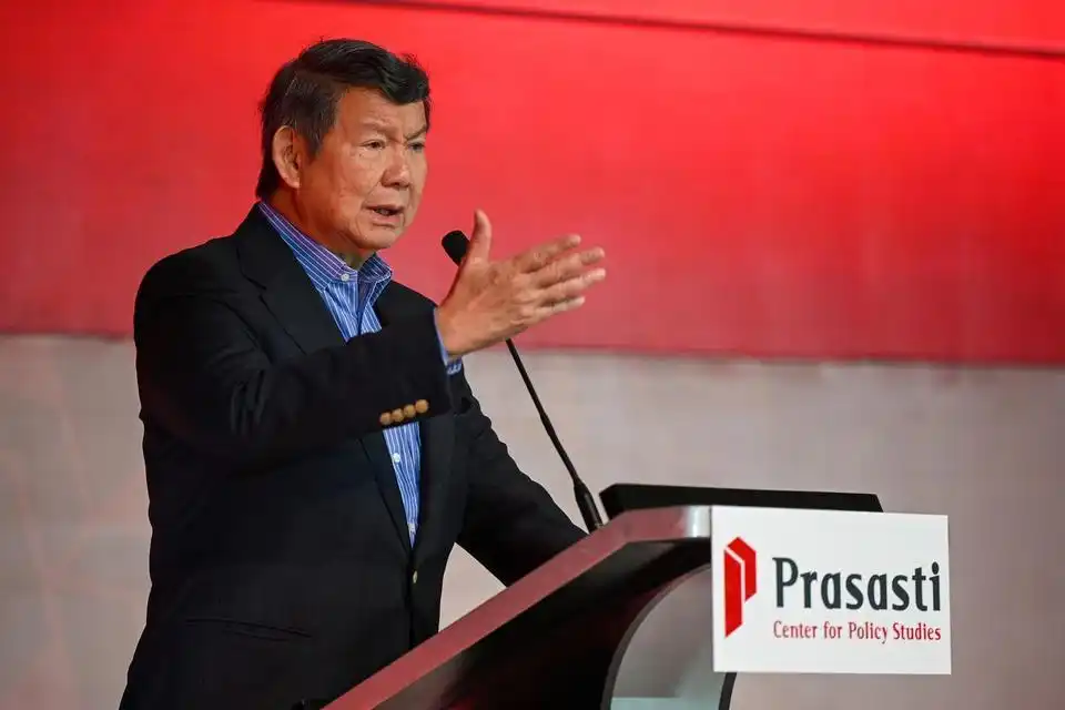 Rencana Ponsel dan Rekening Digital Gratis untuk Memperluas Penyaluran Bansos